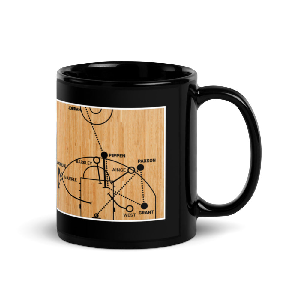 Chicago Bulls Greatest Plays Mug: Three in a row (1993)